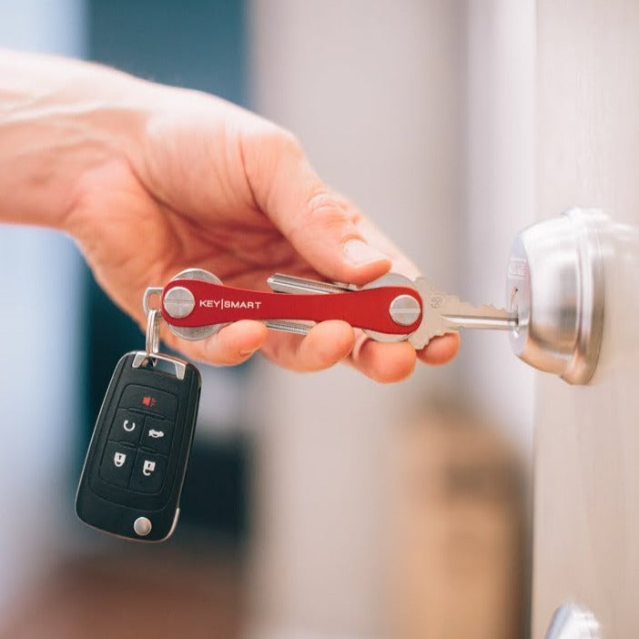 The Key Smart holder enables you to get a better grip of your keys and greater leverage when turning keys in a lock. Very light and easy to hold but incredibly durable.  Ideal for anyone with limited dexterity or weak grip.  This Key turner hold up to 8 keys and includes a loop ring for car fobs or bigger keys.